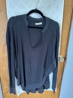 We The Free Long Sleeve Waffle-Knit Pullover Top in Charcoal